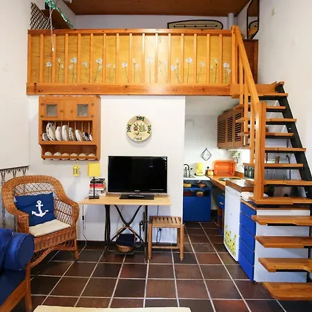 Akivillas Star *